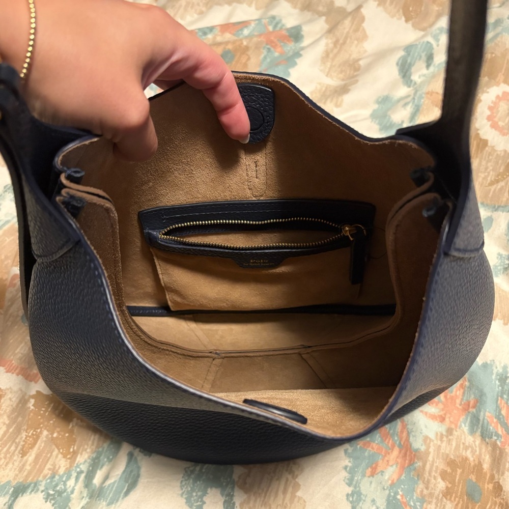 Ralph Lauren Polo ID Bag - Picture 6 of 16